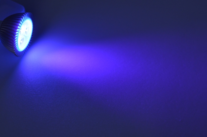 GU10 LED-Spot PAR16 68 Lm. 230V AC ultraviolett 4,5W 